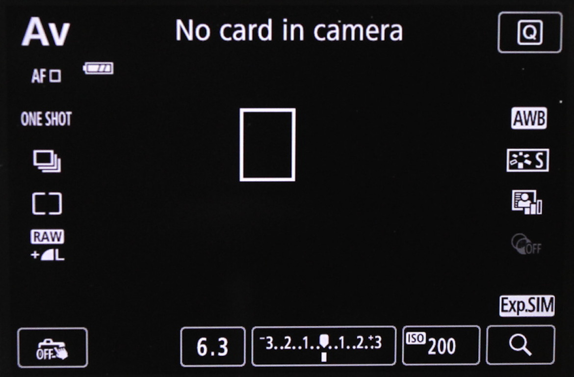 Informacje na ekranie LCD w trybie Live View