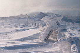 fot. Alan Macdougall, "Ice Sculpture on Plinlymon"