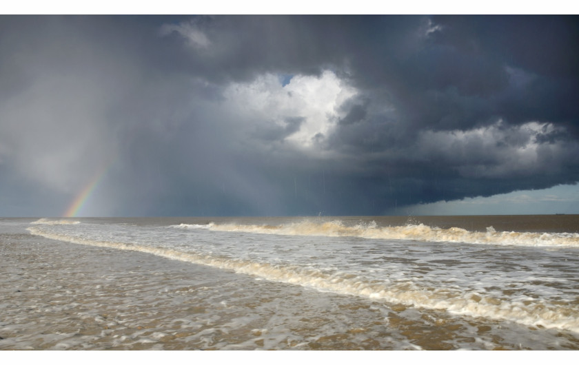 fot. James Bailey, Hailstorm and Rainbow Over the Seas of Covehithe