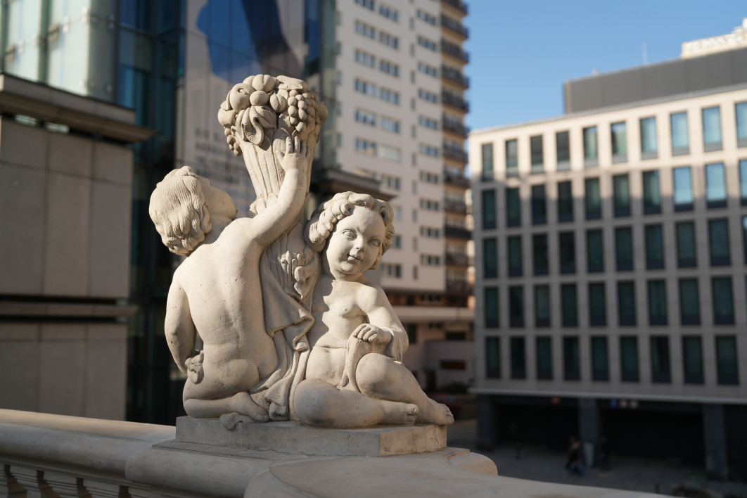 1/2500 s, f/2, ISO 100, 35.0 mm