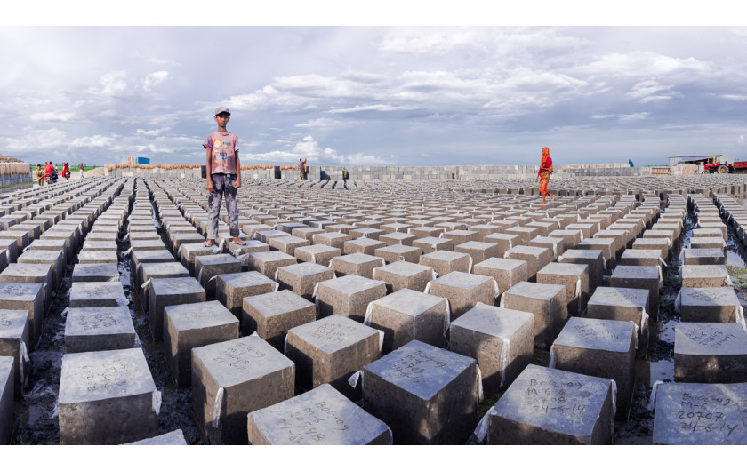 fot. Carrie and Eric Tomberlin,
Locally-Produced Concrete Blocks to Reinforce Embankments, 4 minutes 27 seconds, 1. miejsce w kategorii Environmental