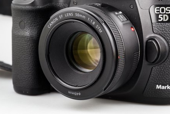 Canon EF 50 mm f/1,8 STM - test obiektywu | Fotopolis.pl