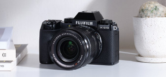 Fujifilm X-S10 - wszystko, co najlepsze w kompaktowym, prostym body