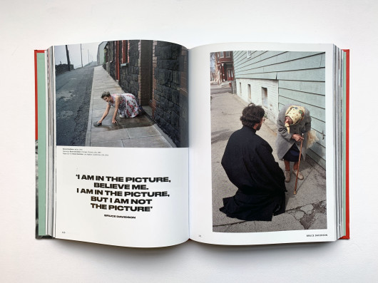 Magnum Streetwise: The Ultimate Collection of Street Photography / Thames & Hudson Ltd, 2019