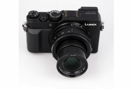 LX100 - obiektyw po włączeniu aparatu