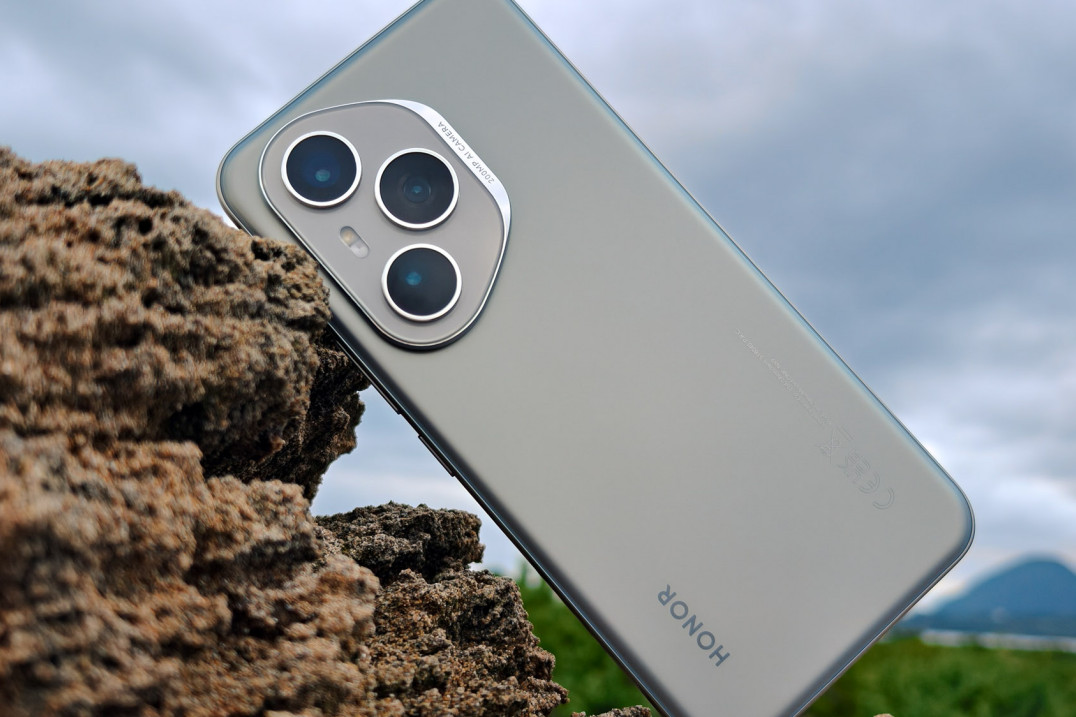 Średniak z aparatem flagowca? Przetestowaliśmy Honor 400 Pro