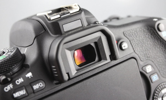 Canon EOS 760D