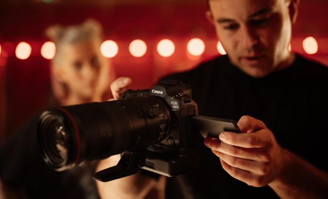 5 powodów, dla których filmowiec powinien zastanowić się nad zakupem Canon EOS R5 Mark II
