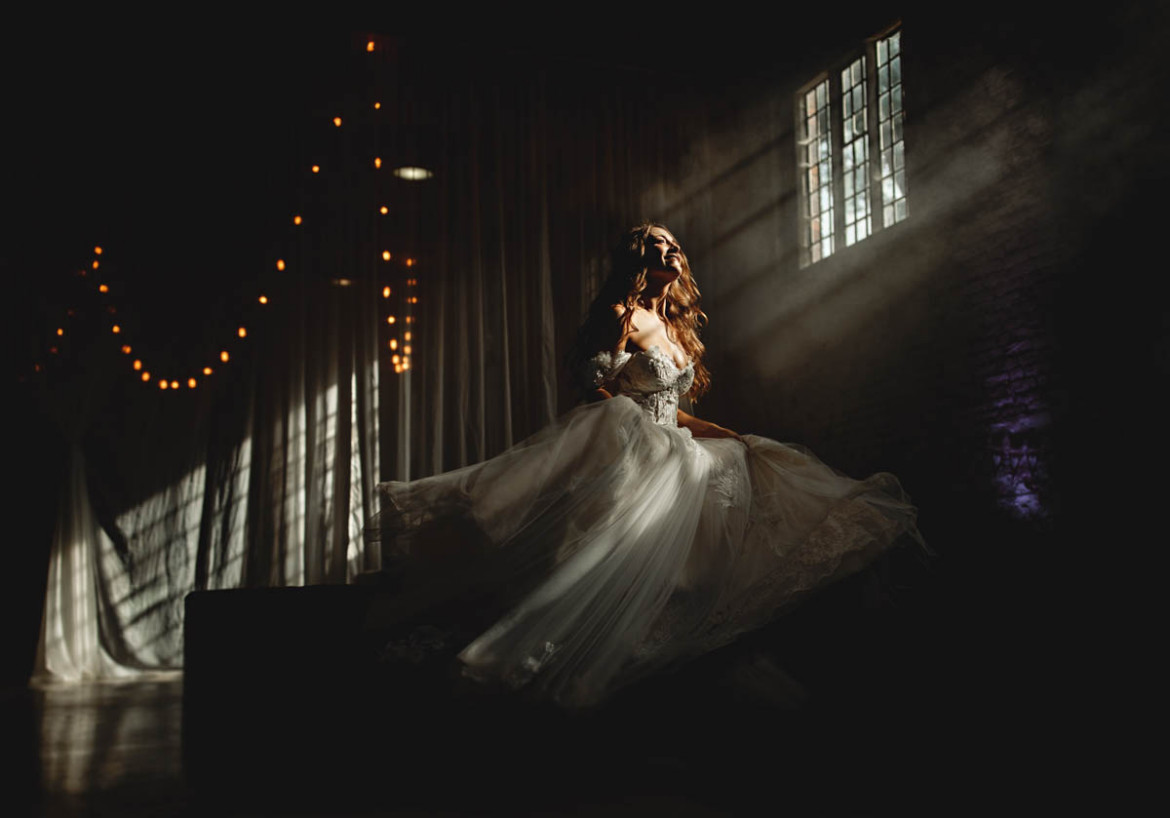 fot. Ben Appleby, 1. miejsce w kategorii Solo Portrait / International Wedding Photographer of the Year 2019 (https://hbaphotography.com/)