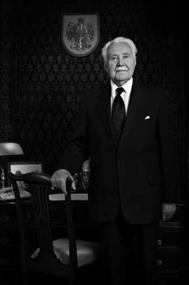 Szymon Kobusiński &quot;Ocalić od zapomnienia&quot;