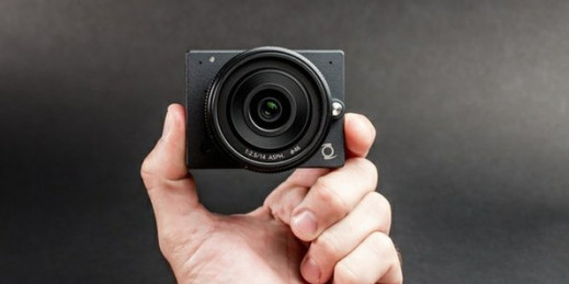 Z Camera E1 - kompaktowa kamera 4K z mocowaniem Mikro Cztery Trzecie