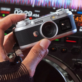 Instax Pal 2 - uroczy digicam na małe potrzeby