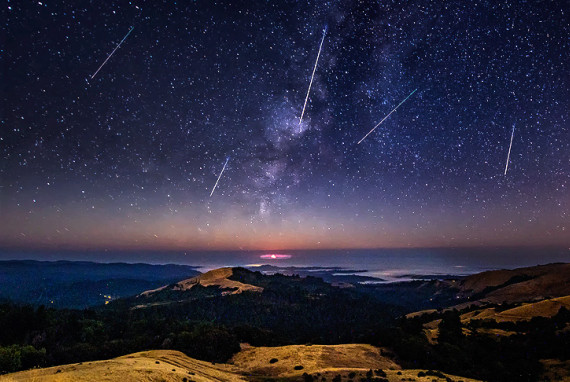 Perseidy 2023: Jak sfotografować sierpniowy deszcz meteorów?