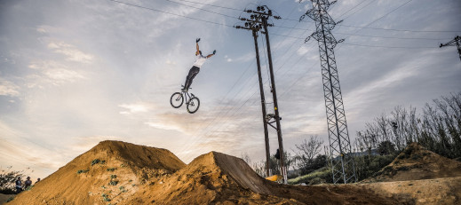 Jak fotografować sporty akcji - podpowiada Bartek Woliński