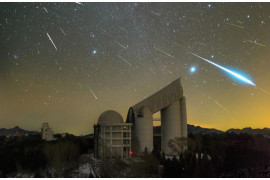 fot Yu Jun, "Geminids over the LAMOST Telescope"