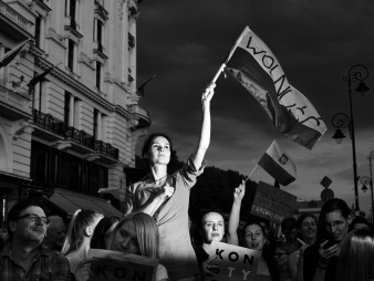 Zdjęcie Adama Lacha ikoną 30-lecia wolnej Polski
