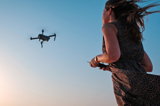 Chcesz rozpocząć przygodę z dronami? Oto 5 porad na start, które warto znać