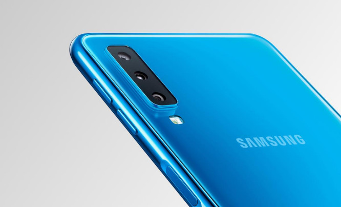 Samsung Galaxy A7 (2018) - potrójny aparat w smartfonie ze średniej półki