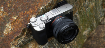 Sony zawiesza produkcję aparatów A7C i A6600 i wycofuje modele A7 II oraz A6100. Czego spodziewać się po kolejnych premierach?