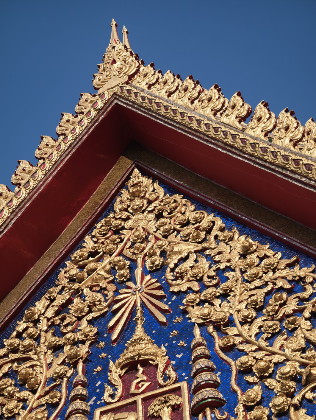 1/285 s, f/2,7, ISO 50, 85 mm