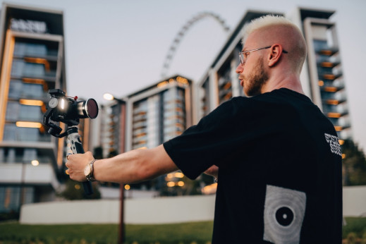 Zhiyun Crane M2S -  kompaktowy gimbal do smartfonów i lżejszych aparatów