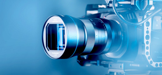 Sirui 24 mm f/2.8 Anamorphic 1.33x - anamorficzny szeroki kąt do APS-C