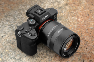 7Artisans AF 85 mm f/1.8 STM - jasna portretówka za niewiele ponad tysiąc złotych