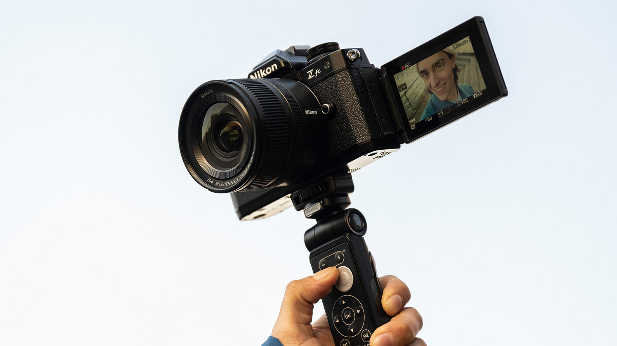 Nikon Nikkor Z DX 12-28 mm f/3.5-5.6 PZ VR - niedrogi obiektyw do