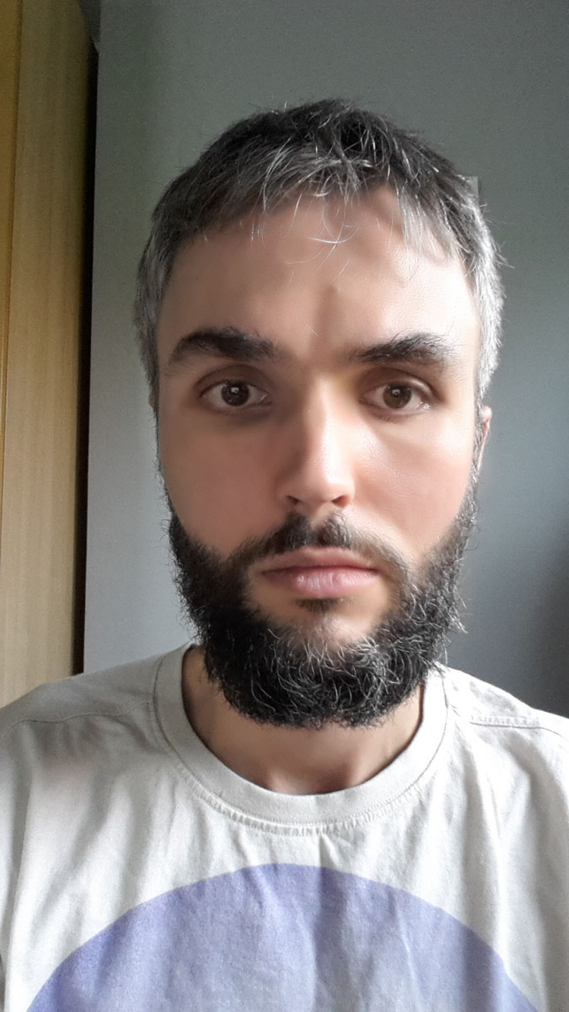 Selfie z efektem Upiększania twarzy