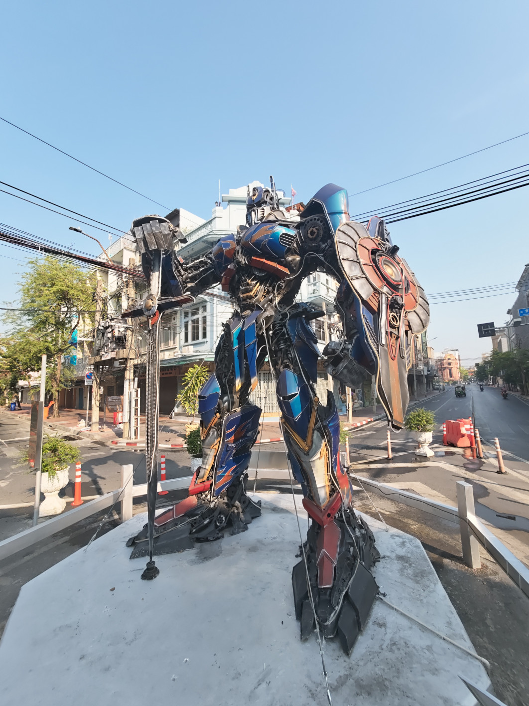 1/498 s, f/2, ISO 71, 14 mm