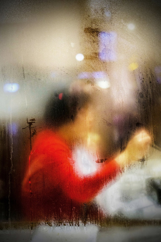 fot. David Jacobson z cyklu “Night Gallery”, finalista URBAN Photo Awards 2025: Projects & Portfolios