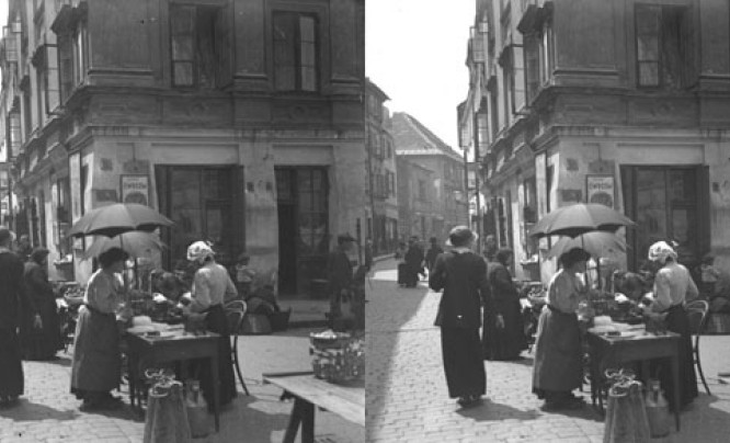 Fotografie Warszawy z początku XX wieku w Fotoplastikonie Warszawskim