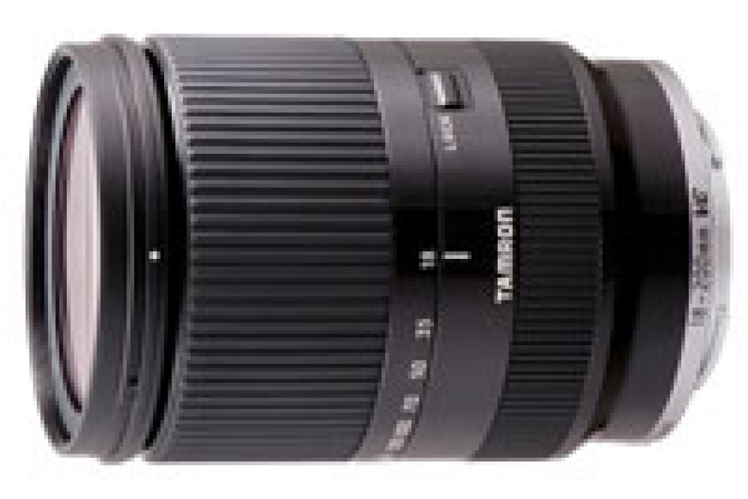 Tamron 18-200 mm f/3.5-6.3 Di III VC z bagnetem Sony E