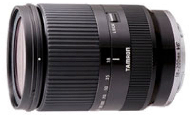 Tamron 18-200 mm f/3.5-6.3 Di III VC z bagnetem Sony E