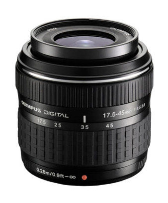 Zuiko Digital 17,5-45 mm i 18-180 mm