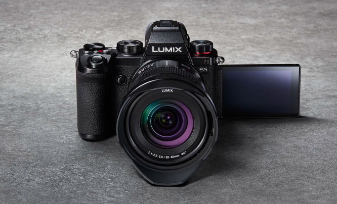 Pełnoklatkowe aparaty i obiektywy Panasonic Lumix S w niższych cenach, z przedłużoną gwarancją