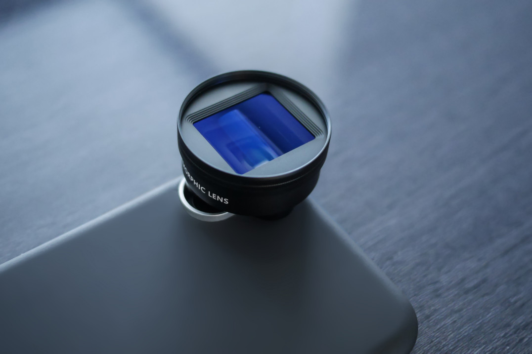 Sandmarc pokazało anamorficzny obiektyw do iPhone’a