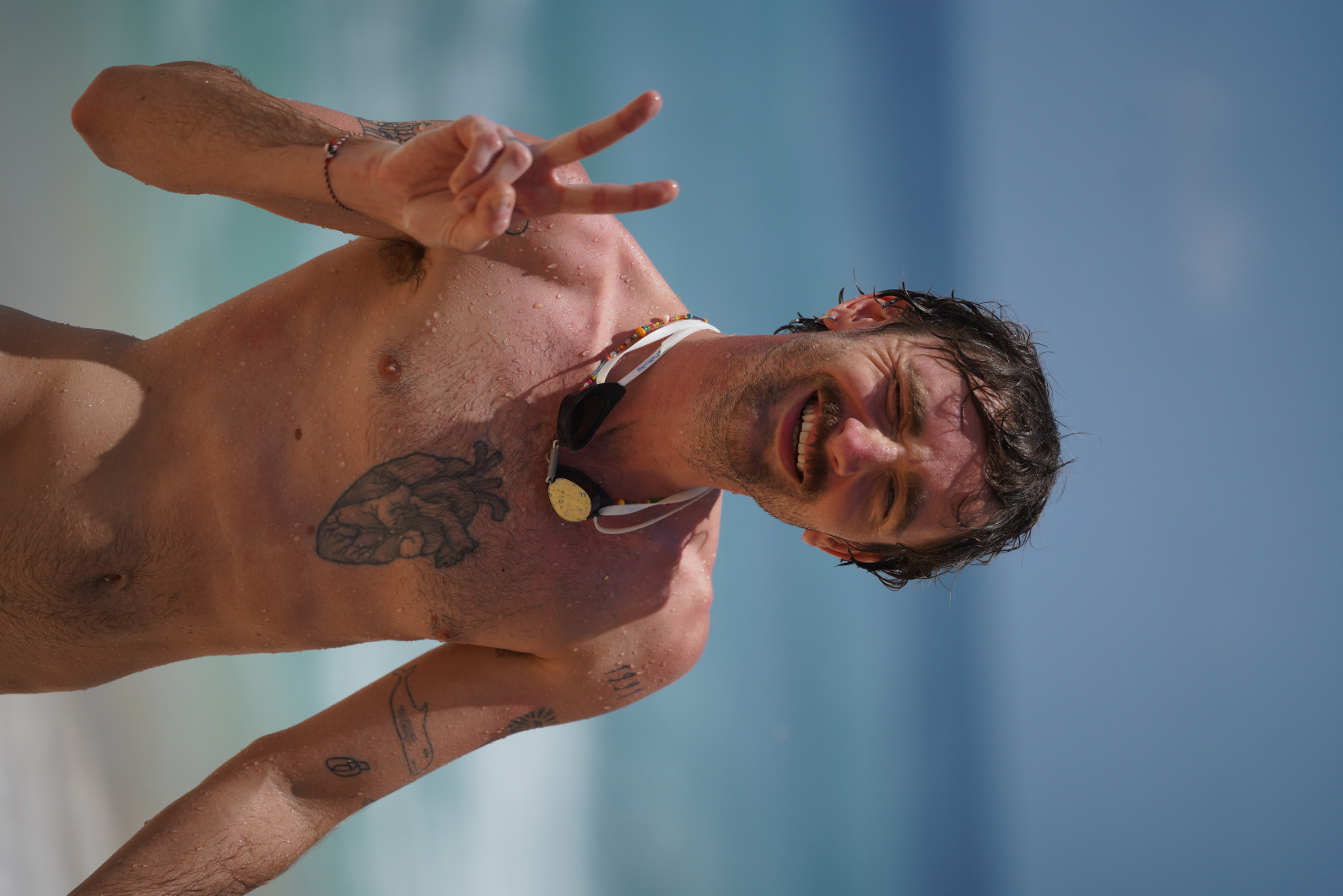 1/4000 s, f/2.8, ISO 100, 180 mm