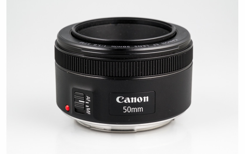 Canon EF 50 mm f/1,8 STM