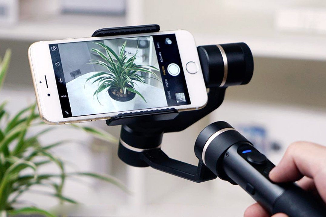Feiyu Tech SPG - uniwersalny gimbal do smartfonów i kamer sportowych