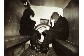 Weegee, W więźniarce, 27 stycznia, 1942,  12,9 x 17,7 Collection Berinson, Berlin