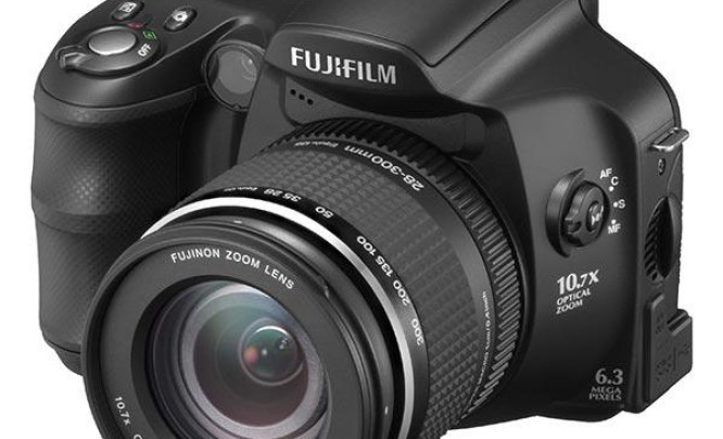  Fujifilm FinePix S6500fd - detekcja twarzy, 10,7x zoom i szeroki kąt