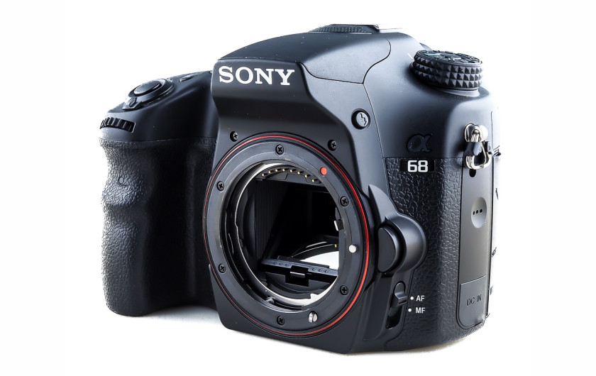 Sony A68