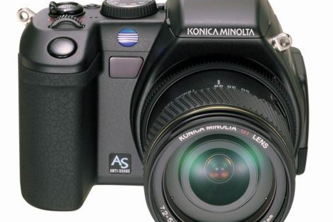 Konica Minolta DiMAGE A200 - hit?