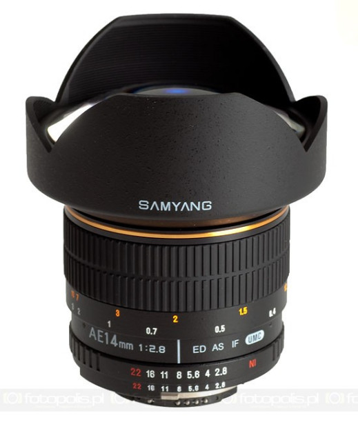 Samyang AE 14 mm f/2.8 ED AS IF UMC - z elektroniką dla lustrzanek Nikona