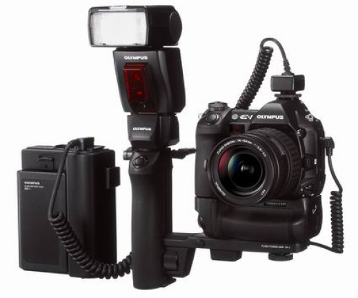 Olympus E-System - lampa FL-50 i akcesoria