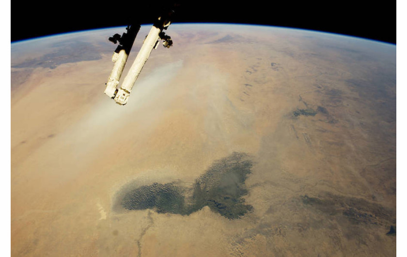 fot. nasa.gov | Jezioro Chad, Sahara