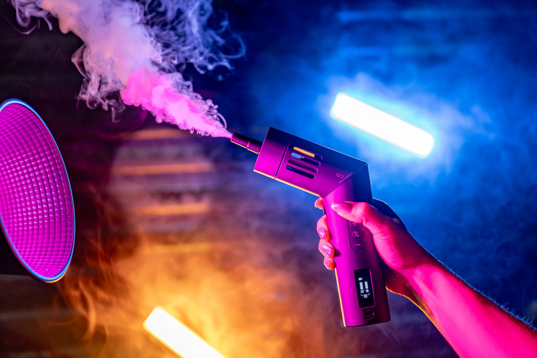 Newell Mr Mist - generator dymu z dużymi możliwościami personalizacji