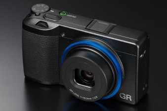 Startuje przedsprzedaż aparatu Ricoh GR III - ozdobny pierścień w prezencie