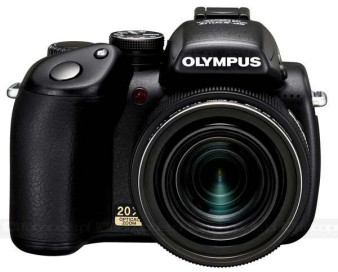 Olympus SP-570 UZ - 20-krotny zoom od 26 milimetrów